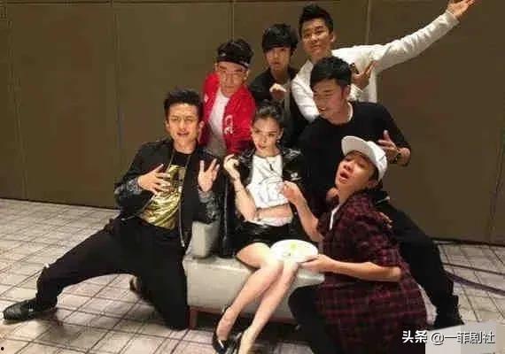 娱乐圈爆料小瓜,揭秘明星背后的秘密与真相 第2张 娱乐圈爆料小瓜,揭秘明星背后的秘密与真相 第2张