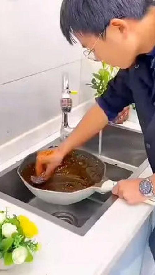 洗锅神器爆料视频,一招轻松告别油腻烦恼 第2张 洗锅神器爆料视频,一招轻松告别油腻烦恼 第2张