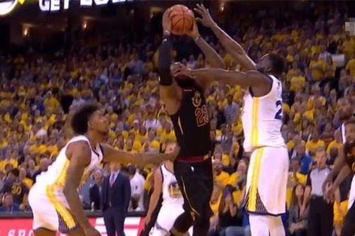 《勇士》在线观看,激战沙场，谱写英雄传奇