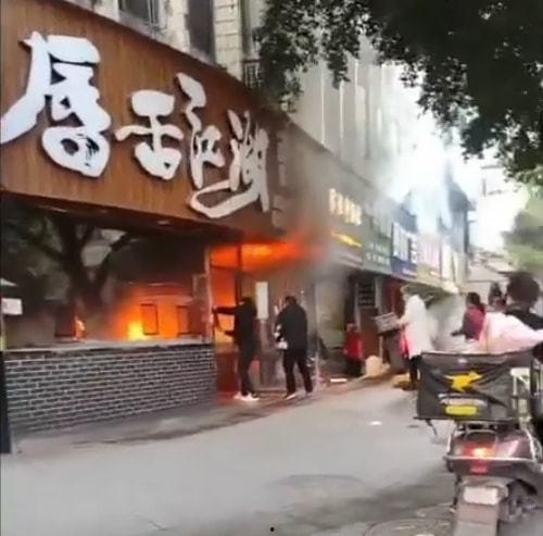 枣庄饭店爆料事件视频,视频揭露惊人内幕 第3张 枣庄饭店爆料事件视频,视频揭露惊人内幕 第3张