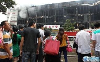 深圳石岩爆料事件最新,真相与争议交织的社区风云  第2张