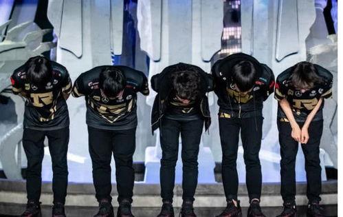 坦然队友爆料视频下载,坦然背后不为人知的精彩瞬间  第3张