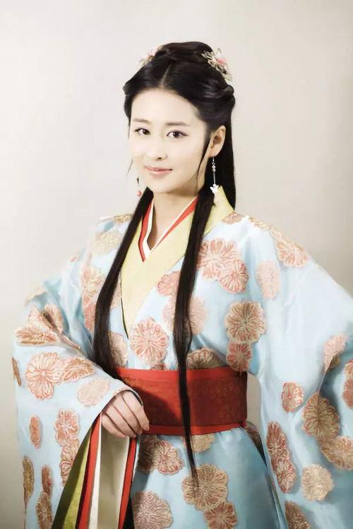 英雄颖儿版在线观看,传奇女侠的荣耀征程  第3张