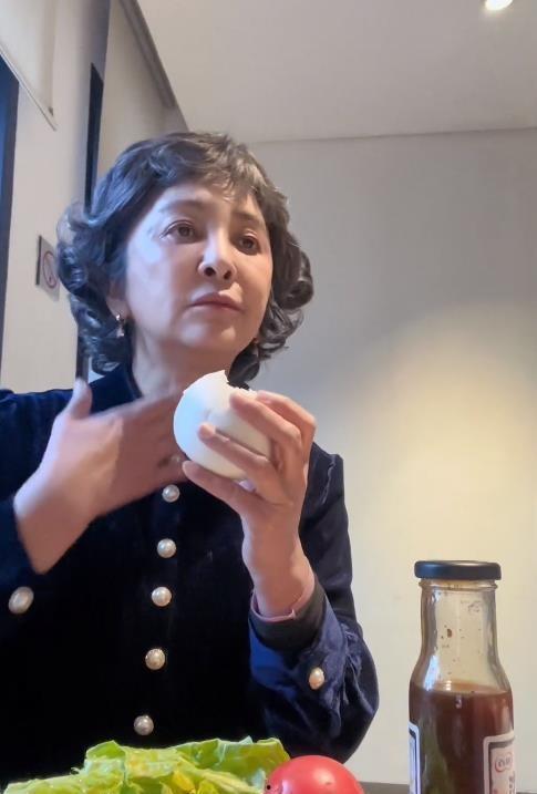 李勤勤最新爆料,揭秘娱乐圈不为人知的幕后故事 第2张 李勤勤最新爆料,揭秘娱乐圈不为人知的幕后故事 第2张